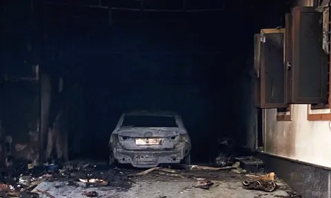 Nghi án người đàn ông phóng hỏa đốt ô tô rồi tự thiêu