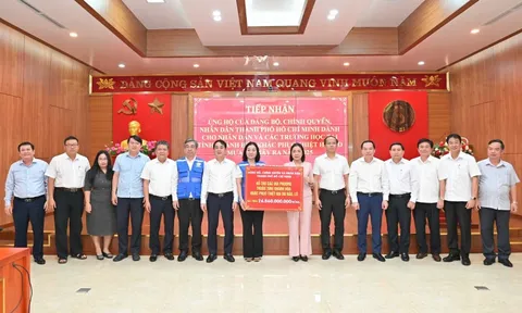 TPHCM tiếp tục hỗ trợ tỉnh Khánh Hòa hơn 57 tỉ đồng khắc phục hậu quả lũ lụt