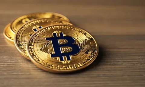 Thị trường tiền số hôm nay, 13-12: Bitcoin còn cơ hội tăng tiếp khi hai kim loại quý này lập đỉnh?