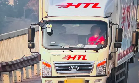 Camera AI ở Hà Nội 'zoom' tới 700m, lưu dữ liệu 75 ngày hỗ trợ truy vết vi phạm