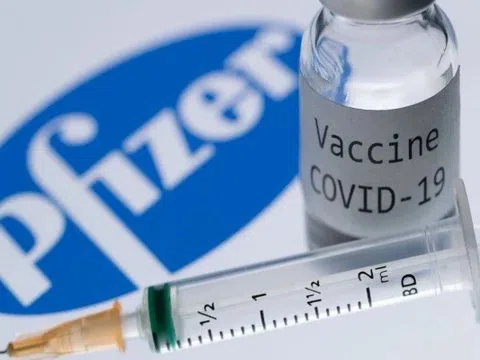 Doanh thu Pfizer tăng vọt nhờ vaccine và thuốc điều trị Covid