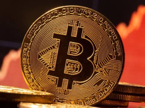 Giá Bitcoin rung lắc trước ngưỡng 100.000 USD