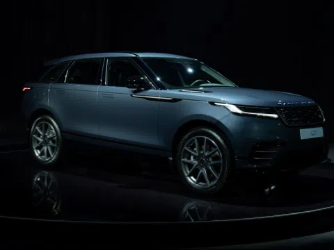 Những thay đổi trên Range Rover Velar - SUV hạng sang giá từ 3,729 tỷ