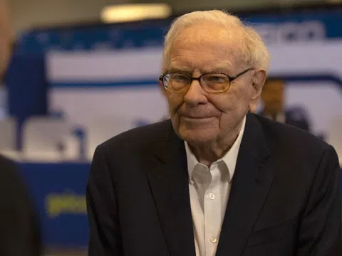 Tập đoàn tỷ phú Warren Buffet giữ 'núi' tiền mặt hơn 334 tỷ USD