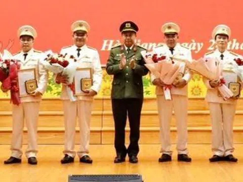 Nhiều lãnh đạo cấp phòng Công an Hà Giang, Bắc Kạn nghỉ hưu trước tuổi