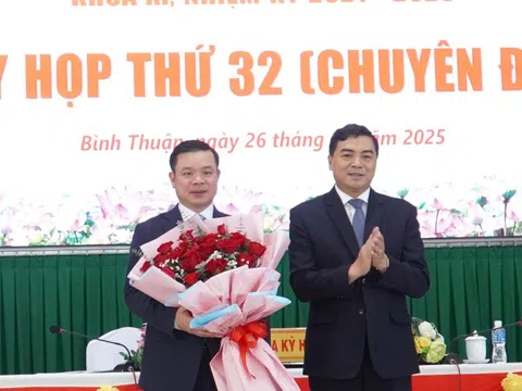 Ông Đỗ Hữu Huy làm Chủ tịch UBND tỉnh Bình Thuận