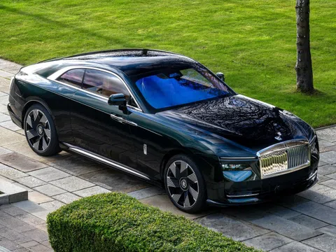 Đại gia Malaysia tậu Rolls-Royce Spectre Soulmate độc nhất thế giới