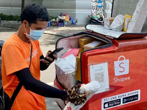 Shopee lần đầu có lãi