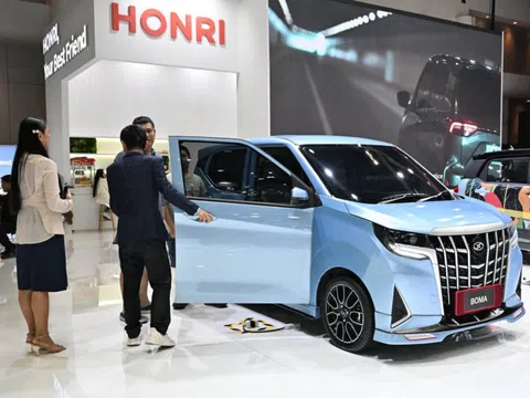 'Bản thu nhỏ' của Toyota Alphard phiên bản chạy điện sắp ra mắt thị trường Việt Nam, giá từ 370 triệu đồng thách thức Wuling Mini EV