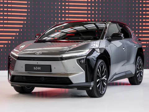 Chi tiết SUV thuần điện Toyota bZ4X phiên bản nâng cấp giữa vòng đời