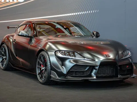 Ảnh thực tế Toyota GR Supra A90 Final Edition, giá cao hơn Porsche 911