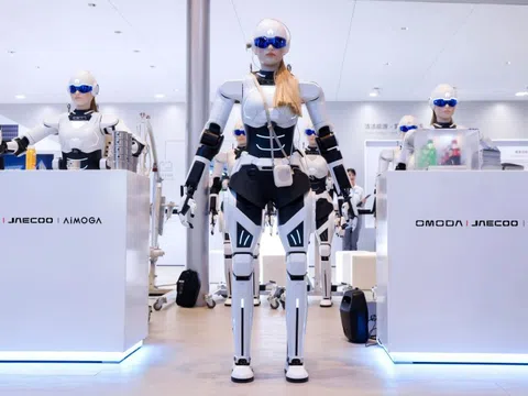 Robot nhân dạng có thể thay thế con người trong ngành công nghiệp ôtô?