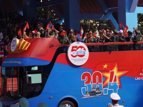 Khối đặc biệt nhất trong lễ diễu binh 30/4: Người trẻ nhất đã 82 tuổi