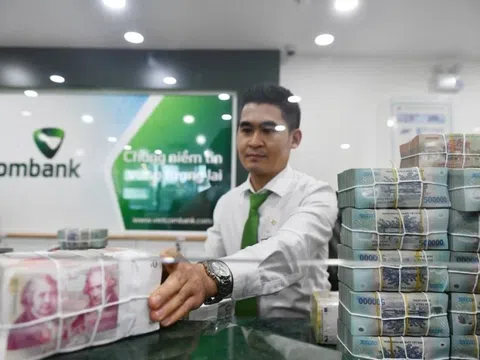 Vietcombank 'cô đơn' cùng khoản lãi chục nghìn tỷ