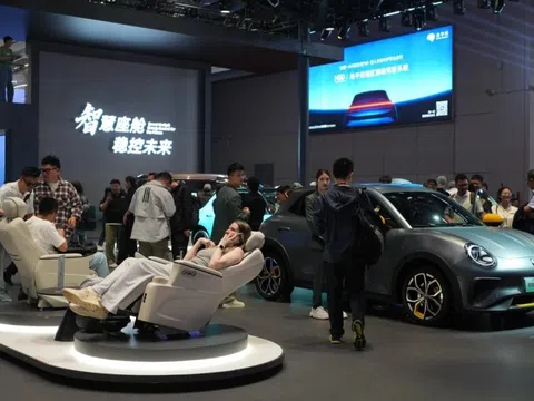 Không xe Hàn, hiếm xe sang tại triển lãm ôtô Thượng Hải 2025