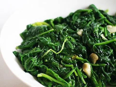 Hâm nóng 6 món này chẳng hóa ăn "thuốc độc": Đây mới là cách đúng để xử lý, vừa tiết kiệm vừa tránh hại sức khỏe!