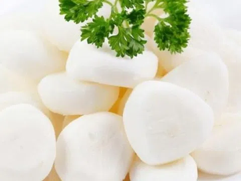 Món ăn "cho không" ngày xưa, nay "lên đời" thành đặc sản quý, ví như "thần dược mùa hè"