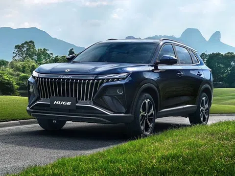 Mua 1 ô tô hybrid được tặng 1 ô tô điện – “Kèo siêu hời” hay tín hiệu từ cuộc đua giảm giá của xe Trung Quốc?