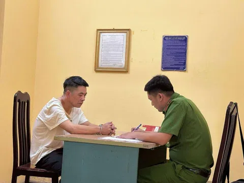 Bắt Chủ tịch và Phó chủ tịch xã ở huyện Thường Tín, Hà Nội