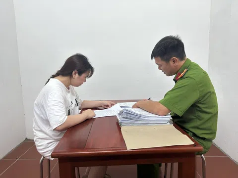Lê Thị Huyền Trang đã ra đầu thú