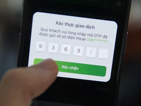 Ngân hàng cảnh báo thói quen ở nơi công cộng có thể "rút cạn" tiền trong tài khoản