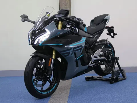 Chi tiết CFMoto 450SR S - sportbike đối đầu Honda CBR500R