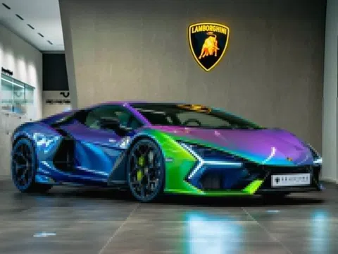 Chiếc Lamborghini có màu sơn 'điên rồ' nhất thế giới