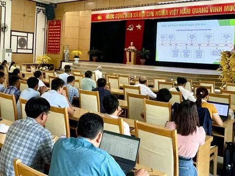 Hội Luật gia Quảng Nam phối hợp triển khai Luật Đất đai 2024 và Luật Tố tụng hành chính cho cán bộ cơ sở
