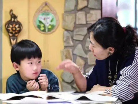 Không phải so sánh với con nhà người ta, đây mới là câu cha mẹ thời nay rất hay nói, khiến con ức chế: Sửa đổi trước khi quá muộn!