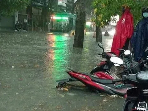 Trận mưa dị thường, rất hiếm ở TP HCM