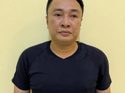 Tạm giữ Lê Đình Chiến - kẻ chửi bới, đe doạ CSGT