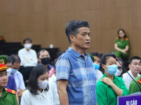 Cựu tổng cục trưởng khai 'giật mình' với túi quà sinh nhật có 500 triệu đồng