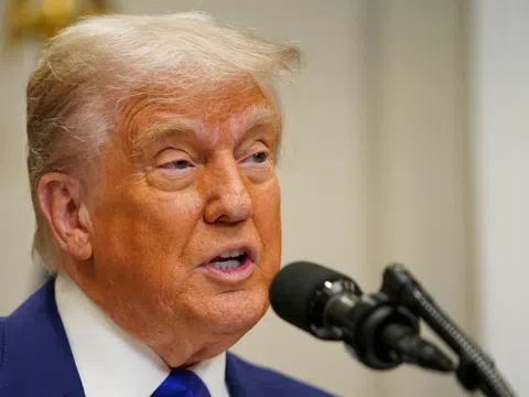 Ông Trump được lòng dân Mỹ trở lại