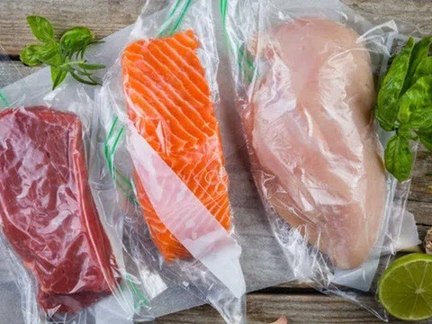 Nguy cơ nhiễm độc tiềm ẩn với cách bảo quản thực phẩm bằng hút chân không