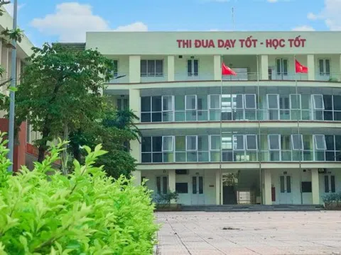 Một bước nhảy 6 bậc, ngôi trường này lọt top tỷ lệ chọi lớp 10 căng nhất Hà Nội khiến phụ huynh vã mồ hôi