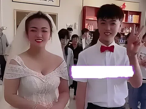 Chàng trai 20 tuổi cưới vợ già hơn 16 tuổi, cái kết thật bất ngờ