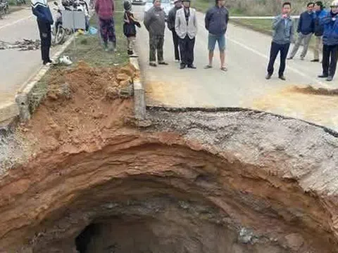 Liên tiếp xuất hiện 7 “hố tử thần”, công bố tình huống khẩn cấp về thiên tai