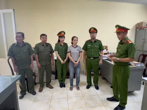 Bắt tạm giam, khám xét khẩn cấp nơi ở nữ kế toán Dương Thị Hồng Thắm
