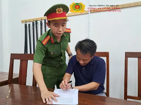 Bắt tạm giam "đại gia" ngành gỗ Nguyễn Sĩ Khoa
