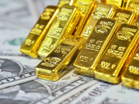 Giá vàng thế giới biến động khó lường