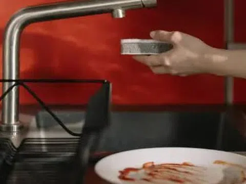6 thói quen tưởng bình thường nhưng khiến bát đĩa càng rửa càng bẩn, cả nhà ăn "độc tố" mỗi ngày sớm muộn cũng ung thư