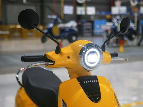 Toàn bộ shipper và xe ôm công nghệ tại TP.HCM dự kiến dùng xe máy điện