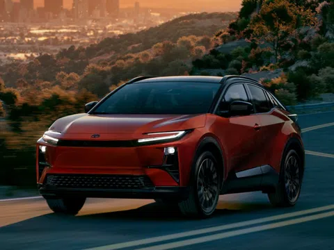 Toyota C-HR quay trở lại thị trường Mỹ với cấu hình thuần điện