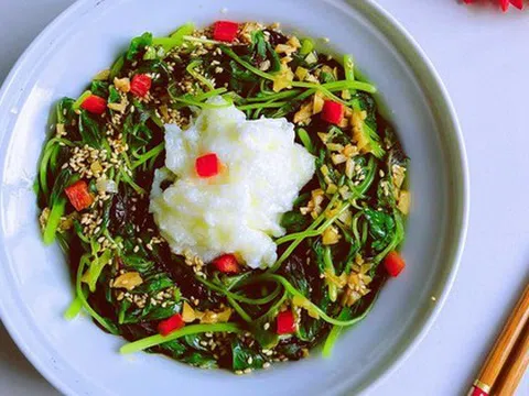 3 món ăn từ loại rau giúp gan khỏe, bảo vệ tim: Rất rẻ lại mệnh danh là "viên hồng ngọc" trong các loại rau