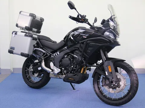 Chi tiết CFMoto 700MT giá khoảng 200 triệu, trang bị cả sưởi yên