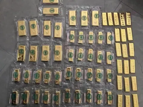 Tịch thu 38 kg vàng, trị giá 53 tỷ đồng trong căn nhà của cặp vợ chuyên bán hàng livestream