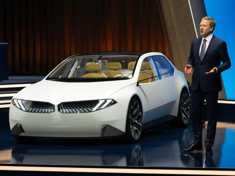 Sếp BMW: 'Chỉ tập trung vào xe điện là đi vào ngõ cụt'