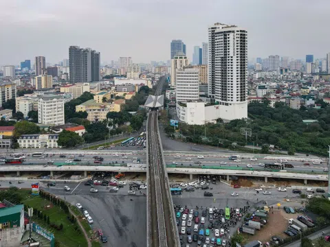 Khu đất 3 mặt tiền ở ngã tư Mai Dịch đổi chủ