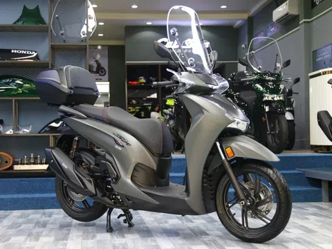 Cận cảnh Honda SH350i bản Italy - nhập tư nhân, chưa chốt giá bán