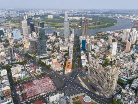 Xây 1 trung tâm tài chính quốc tế hoạt động ở cả TP.HCM và Đà Nẵng